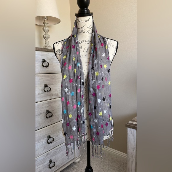 Justice Shawl like scarf - Picture 2 of 5